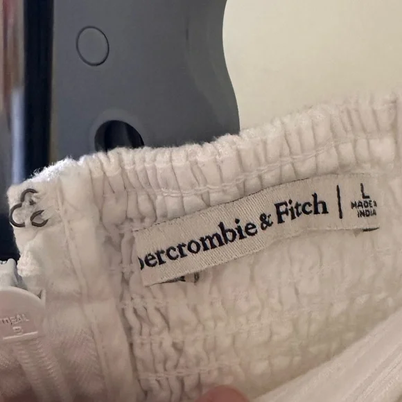 Abercrombie & Fitch White Strapless tie waste skort.  Never worn. - Picture 4 of 4